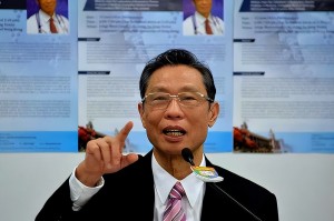 「最新专家预测2023年疫情」〃预言今年疫情的专家