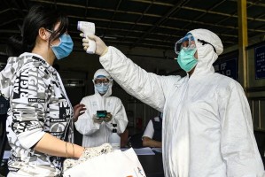 「新冠肺炎更名为新冠感染」〃新冠肺炎更名为新冠感染者
