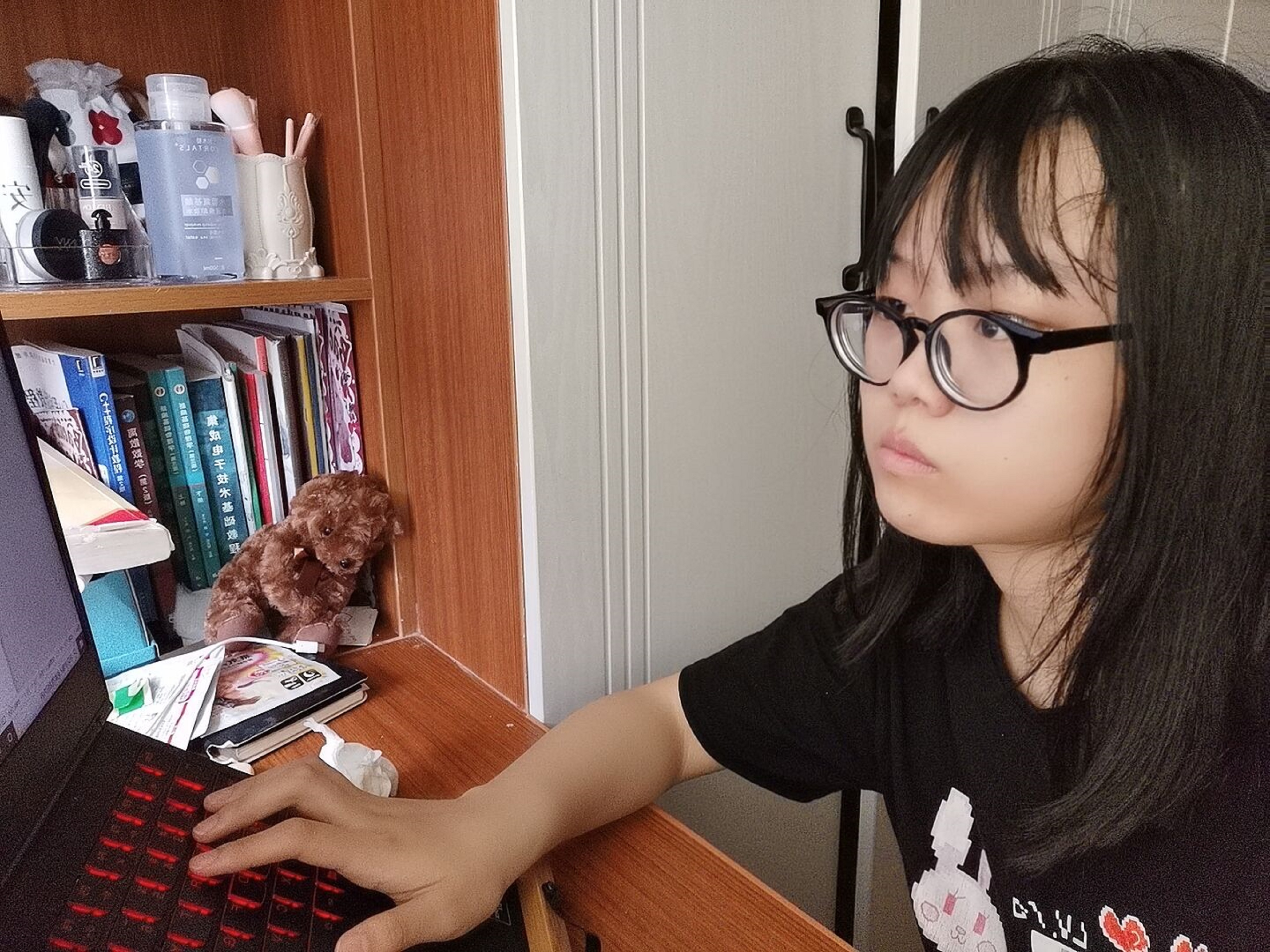 最新上海疫情-最新上海疫情女孩-第2张图片