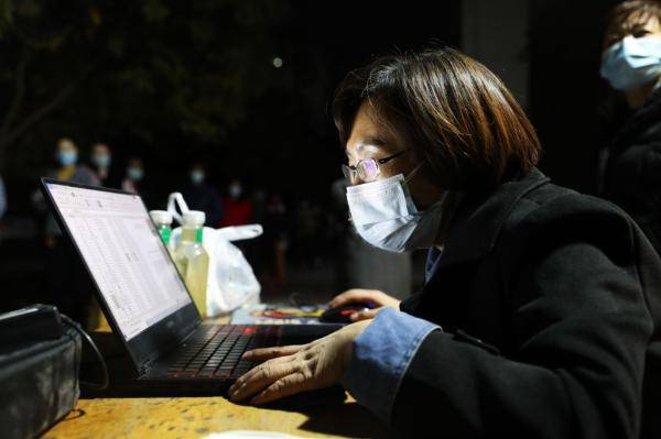 喀什最新核酸检测14人呈阳性.喀什检测了多少人-第1张图片