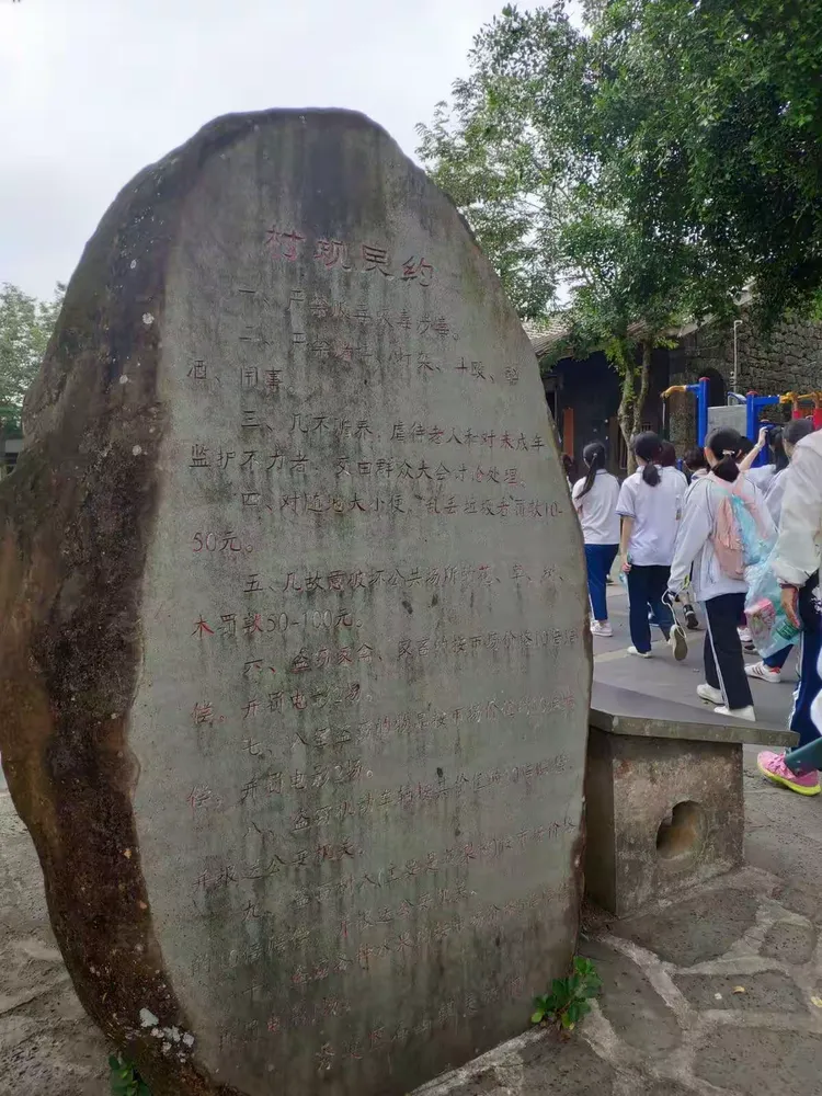 分享热点“中至万年开挂神器”(必胜开挂神器)-第1张图片
