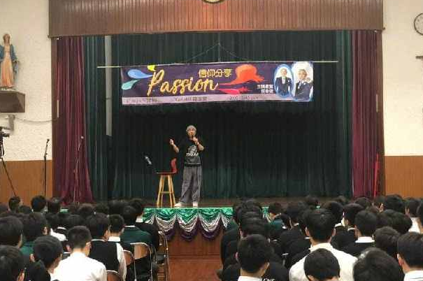 教程分享“德扑圈辅助软件效果图”分享装挂步骤-第2张图片