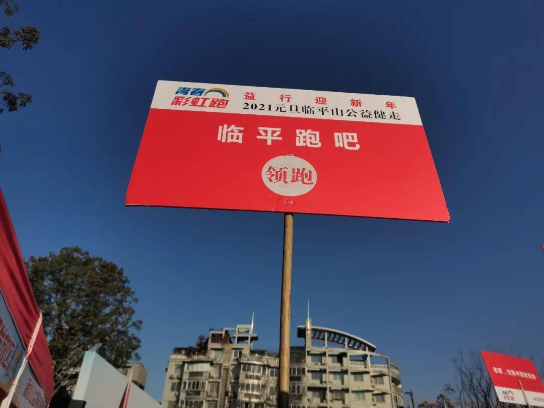 今日教程“凉山跑得快8张牌开挂视频”分享装挂步骤-第2张图片