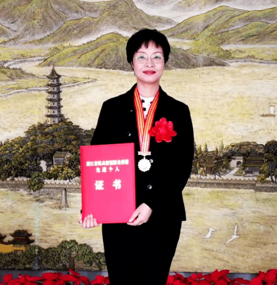 杭州新冠〃杭州新冠女专家名字-第1张图片