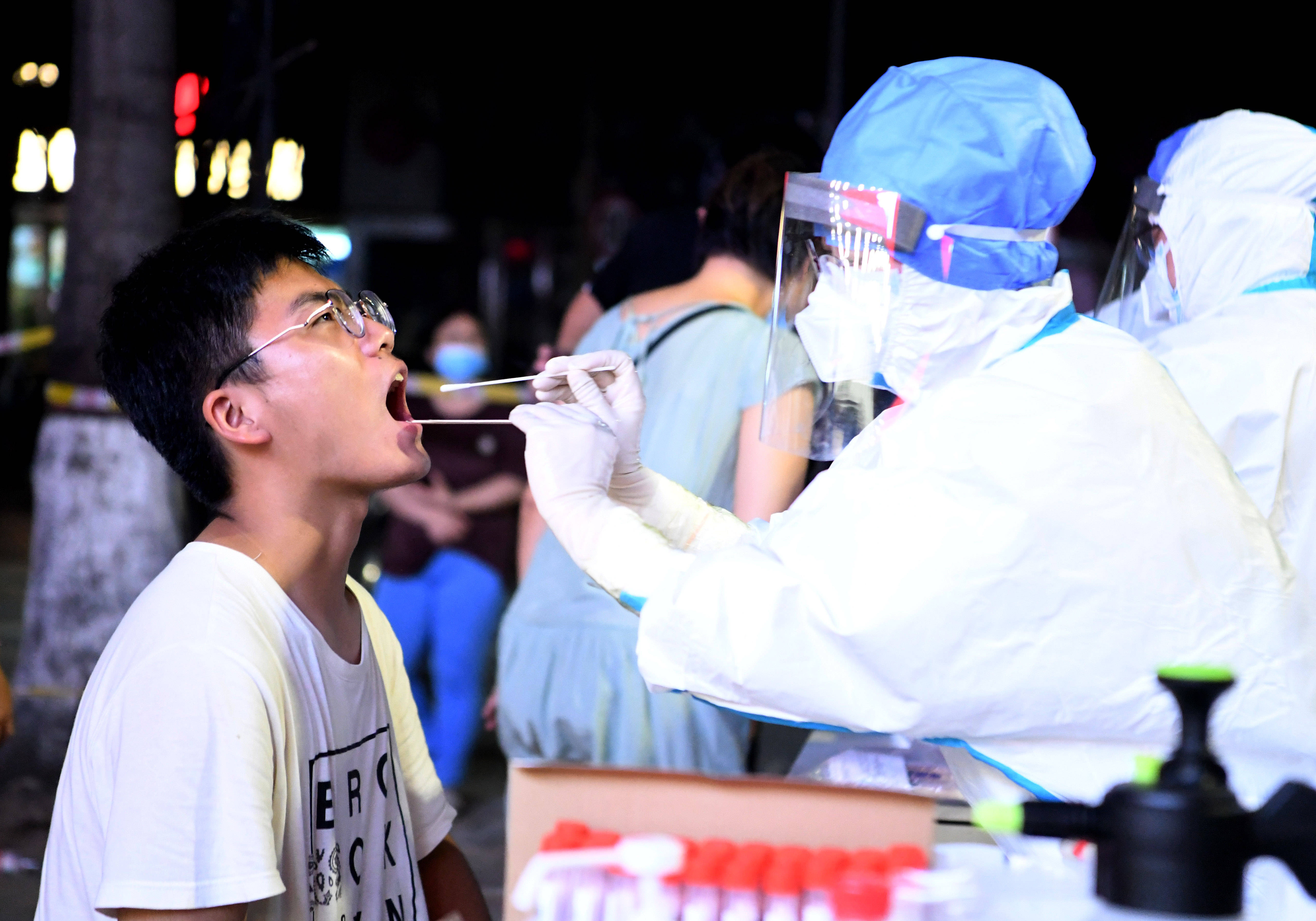 郑州11人确诊-郑州11人感染-第1张图片