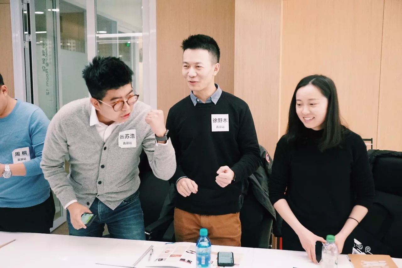 传递经验“德扑之星app开挂辅助	”开挂器软件安装-第2张图片