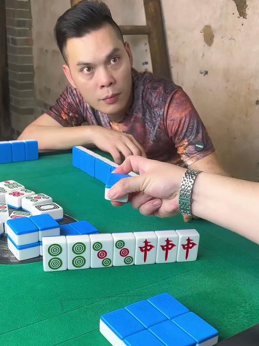 推荐必备“微乐河南麻将怎么才会赢”开挂通用版（必备神器）-第1张图片