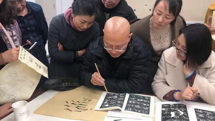 传递经验“友间字牌有透视挂吗	”外卦神器下载安装-第2张图片