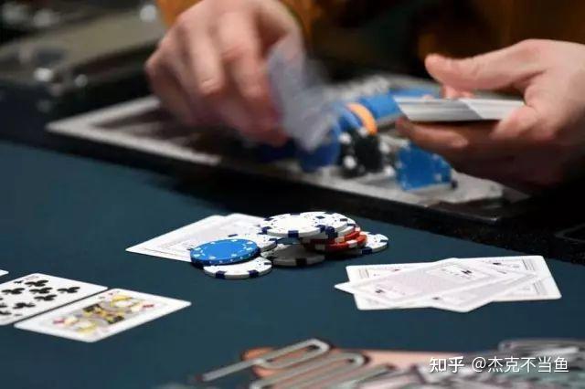 必看科普“hhpoker德扑圈开挂视频”万能开挂神器（真的有挂）-第1张图片