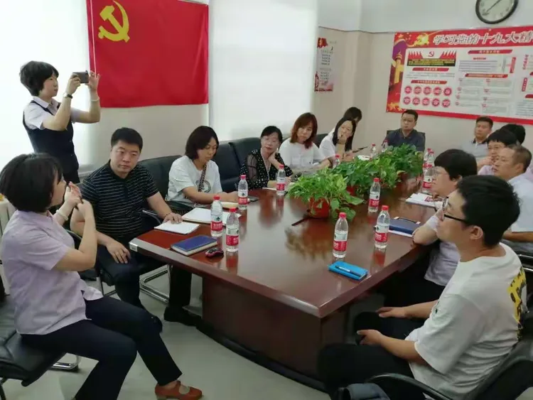 传递经验“鞍山麻将外卦神器通用版		”开挂神器安装下载-第2张图片