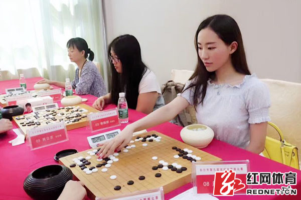 我来告诉你“湖南棋牌万能开挂器”必赢神器通用版-第2张图片