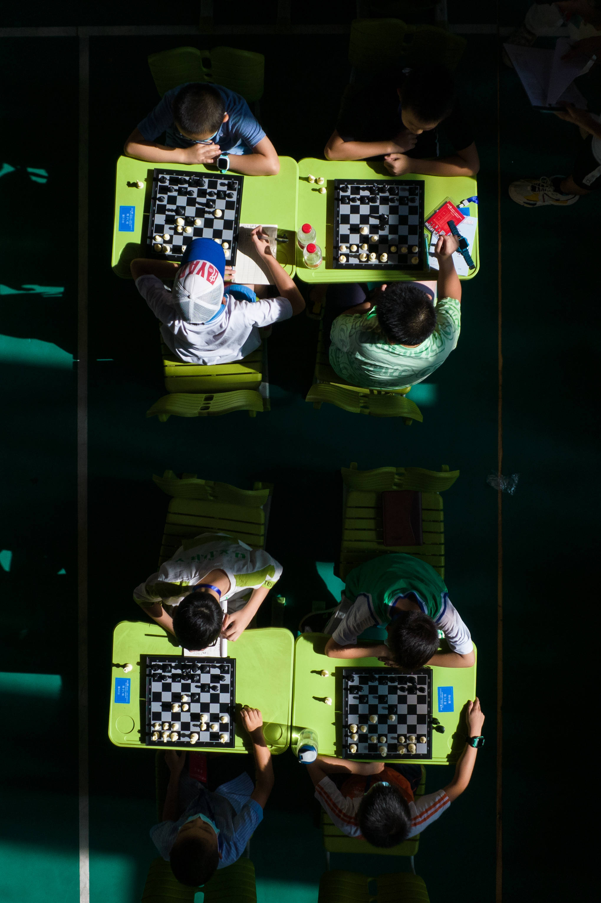 我来告诉你“湖南棋牌万能开挂器	”必赢神器通用版-第3张图片