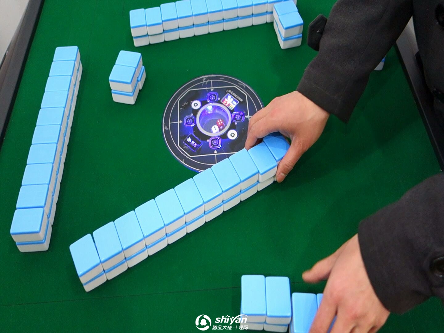 玩家必读“蜀山四川麻将必赢神器是真的吗	”万能开挂神器（真的有挂）-第2张图片