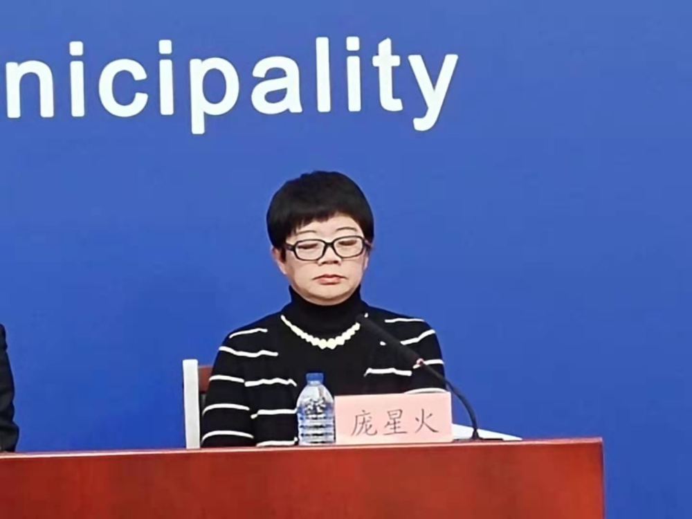 「北京确诊病例」〃北京确诊病例所在画室规模近2000人-第1张图片